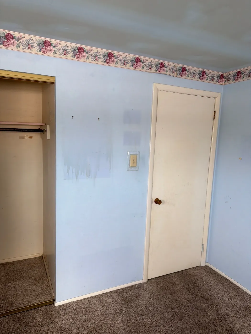 Moisture meter reading on drywall in Westwood Park water loss